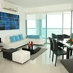 Moderno 3 Alcobas Frente a Playa