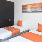 Moderno 3 Alcobas Frente a Playa