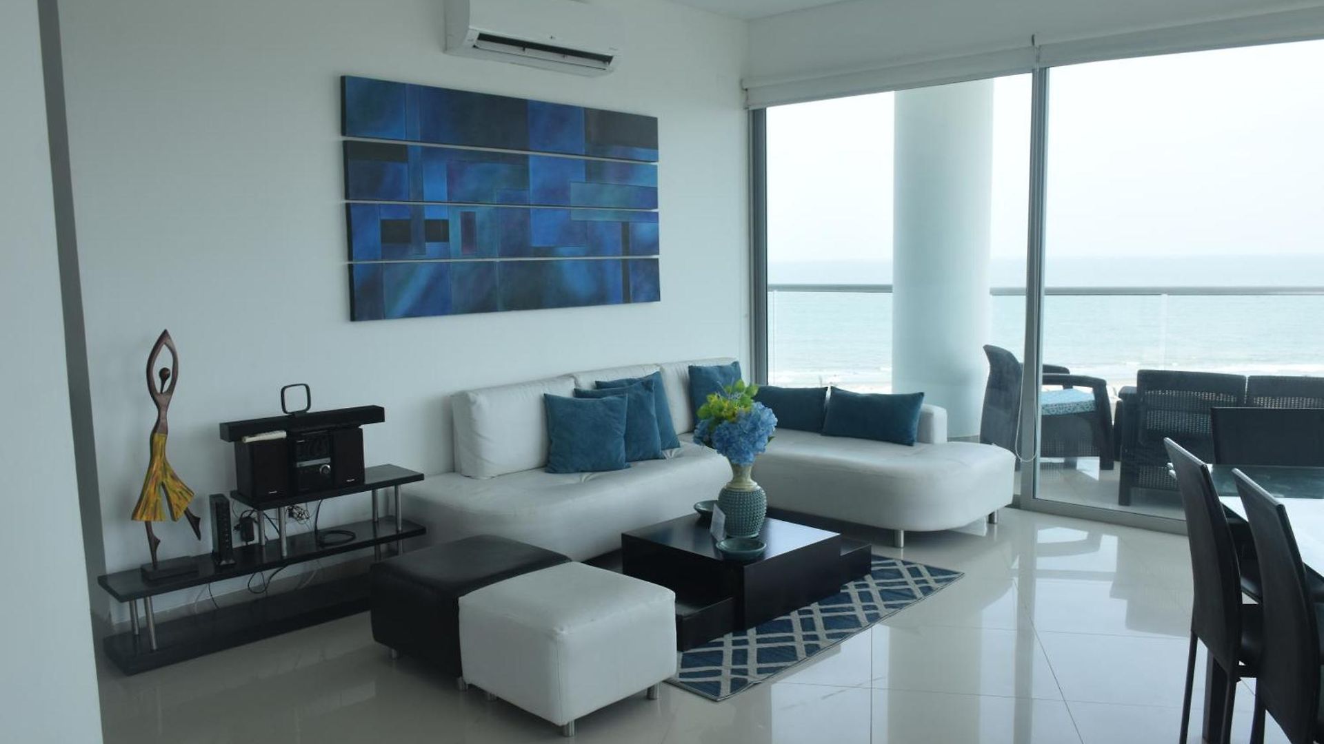 Apartamento Moderno 3 Alcobas Frente A Playa Cartagena