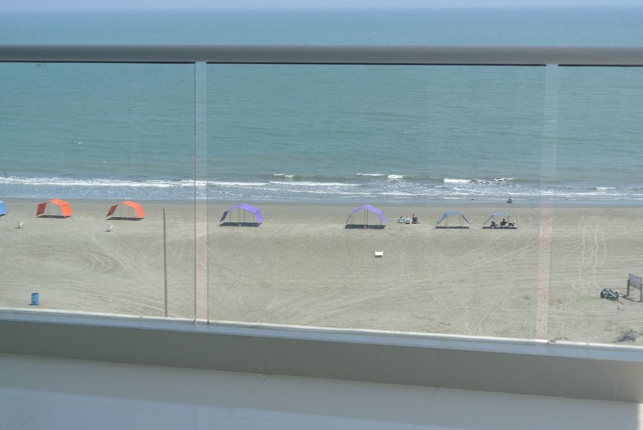 Moderno 3 Alcobas Frente A Playa * Cartagena