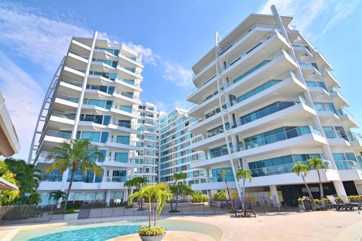 Moderno 3 Alcobas Frente A Playa * Cartagena