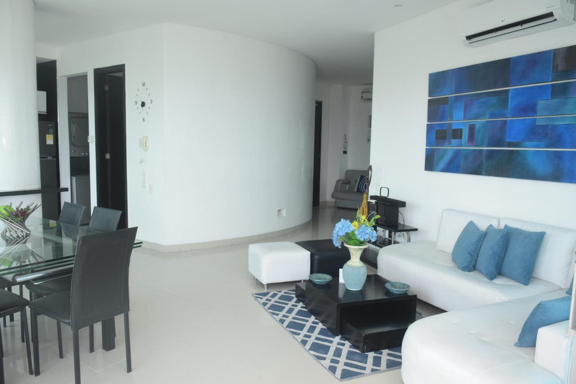 Moderno 3 Alcobas Frente A Playa Apartamento *