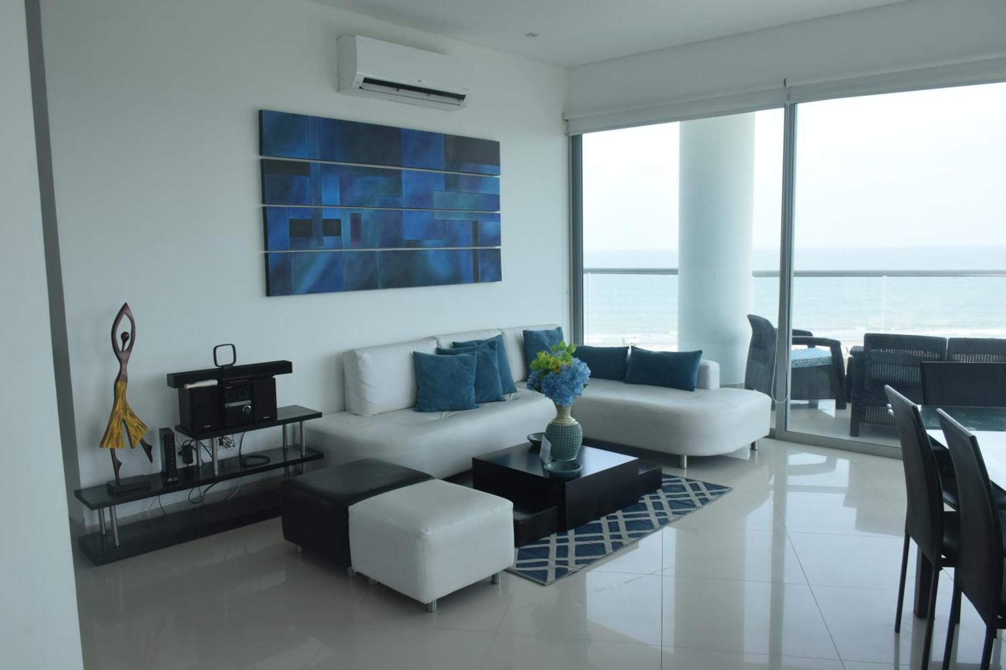 Apartamento Moderno 3 Alcobas Frente A Playa Cartagena
